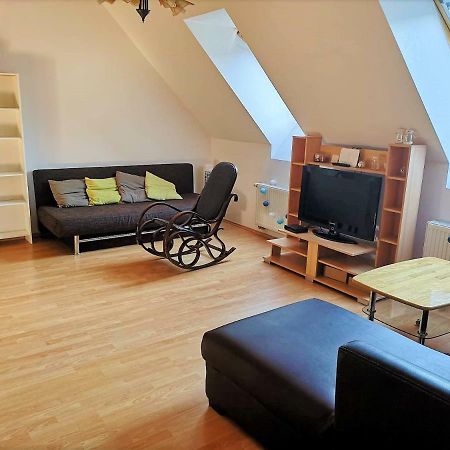 Centrum - A. Apartman Pecs Bagian luar foto
