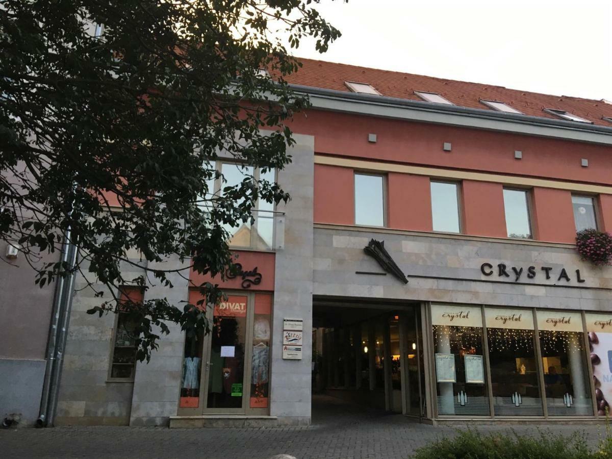 Centrum - A. Apartman Pecs Bagian luar foto